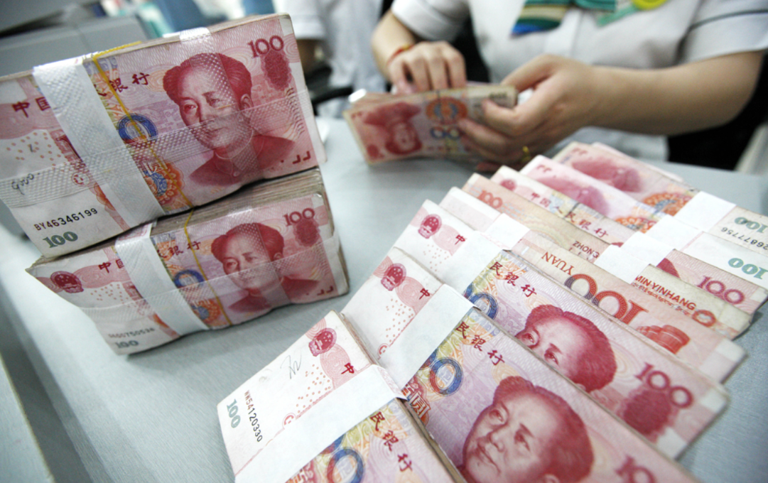 【推荐】假如在银行存1亿元，一年有多少利息，能超过100万吗？-1亿存银行5年多少利息