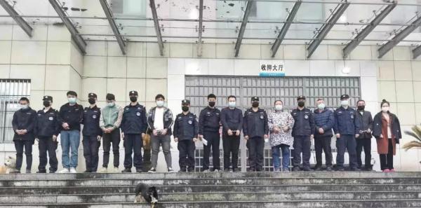 “软萌糖果”有奇效？看完这些真的不敢再买了……-糖果的利润是多少