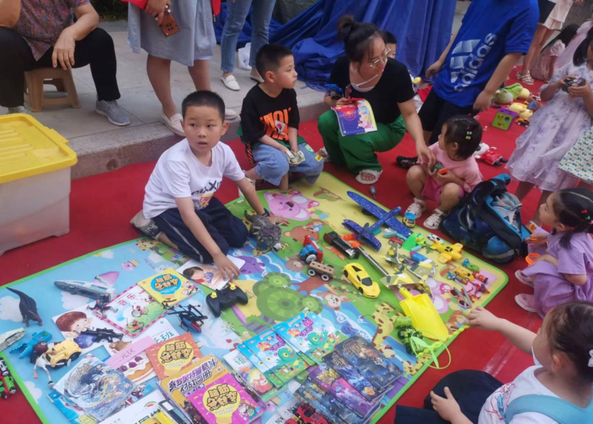 “粽”情端午“童”享欢乐——西安经开区各社区“花式”度双节-安康中燃天然气公司总经理