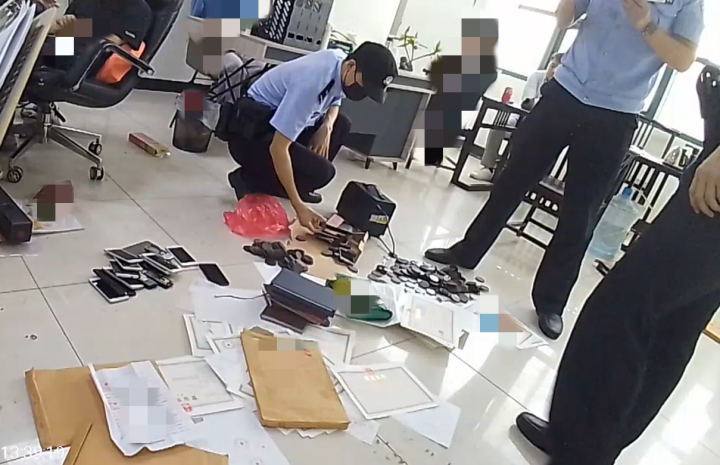 “偷梁换柱”式招聘？求职者当心踩坑！杭州这家公司伪造营业执照309份公章159枚-公司注册地址造假