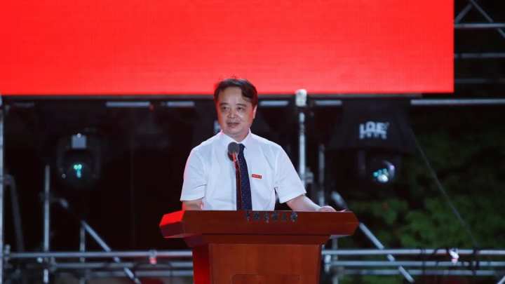 “上大学就轻松了，是严重误判！”开学第一天校长犀利致辞：​每年取消学籍的，90%因游戏，100%不值同情-博时基金张勇