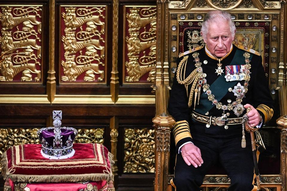 查尔斯终究成王，英国王室走向何方？-王子基金会