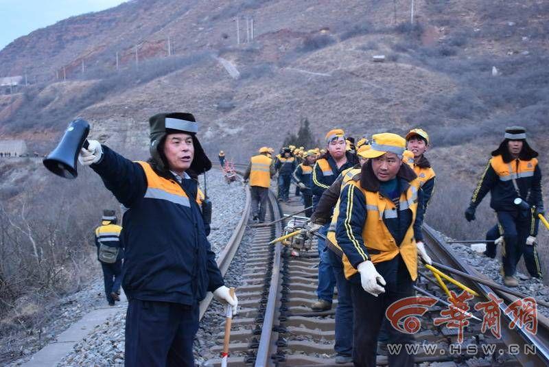 春运人物：一家三代都是铁路职工春运坚守岗位也是一种“团圆”-中国有多少动车检修基地
