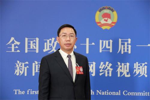 全国政协委员、北京国家会计学院教授秦荣生：建议年报三个月内披露完，取消季报披露-上市公司年度财务报表披露时间
