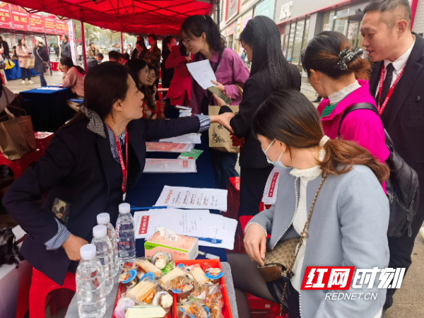 春风暖“她”心，绽放“她”风采——永州市举办“春风行动”暨就业援助月女性专场招聘活动-中邦小额贷款有限公司怎么样