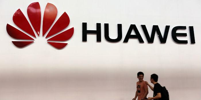 【推荐】华为发布2022年报：销售收入稳增0.9%净利润和现金流下滑-华为公司一年有多少利润
