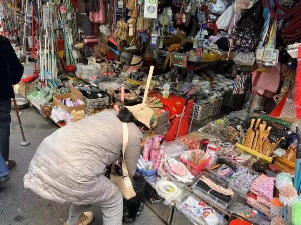 【推荐】2元批发店爆火，国外订单猛涨义乌的“小生意”回来了-一盆昙花价格是多少