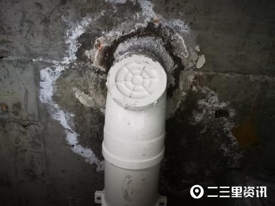 宝鸡碧桂园凤凰城新房顶楼逢雨就漏水，维保中心：已再次维修-房屋维修基金交几次