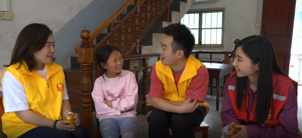 “美德少年”爱心助学，为村里的孩子们送去应急安全课程-谈笑爱心基金