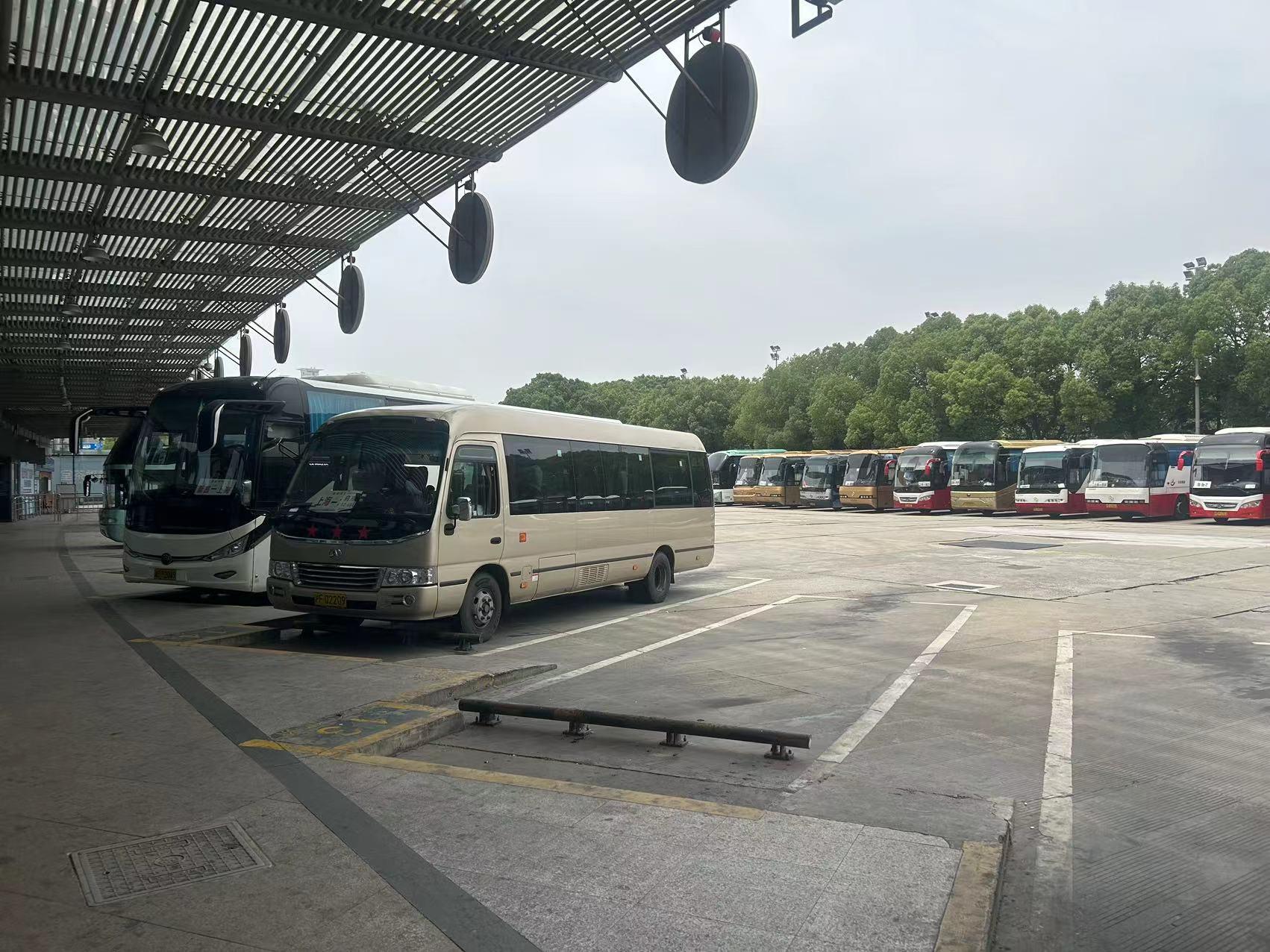 日发班次为疫情前四分之一，员工仅剩高峰时四成！上海长途客运站面临艰难转型时刻-2013年上海春运发送多少人