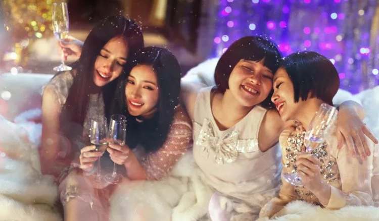 《小时代》被骂了10年，现在竟然成了经典？-郭敬明小时代赚了多少