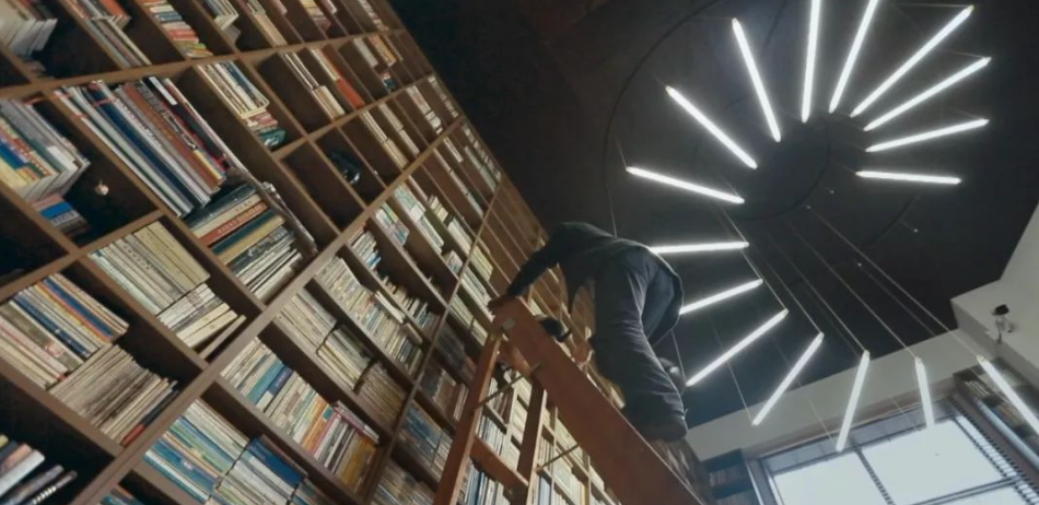 “书籍海啸”时代到来：一切都不再是原创，但读者喜欢？｜读刊-时代出版股票论坛最新资讯