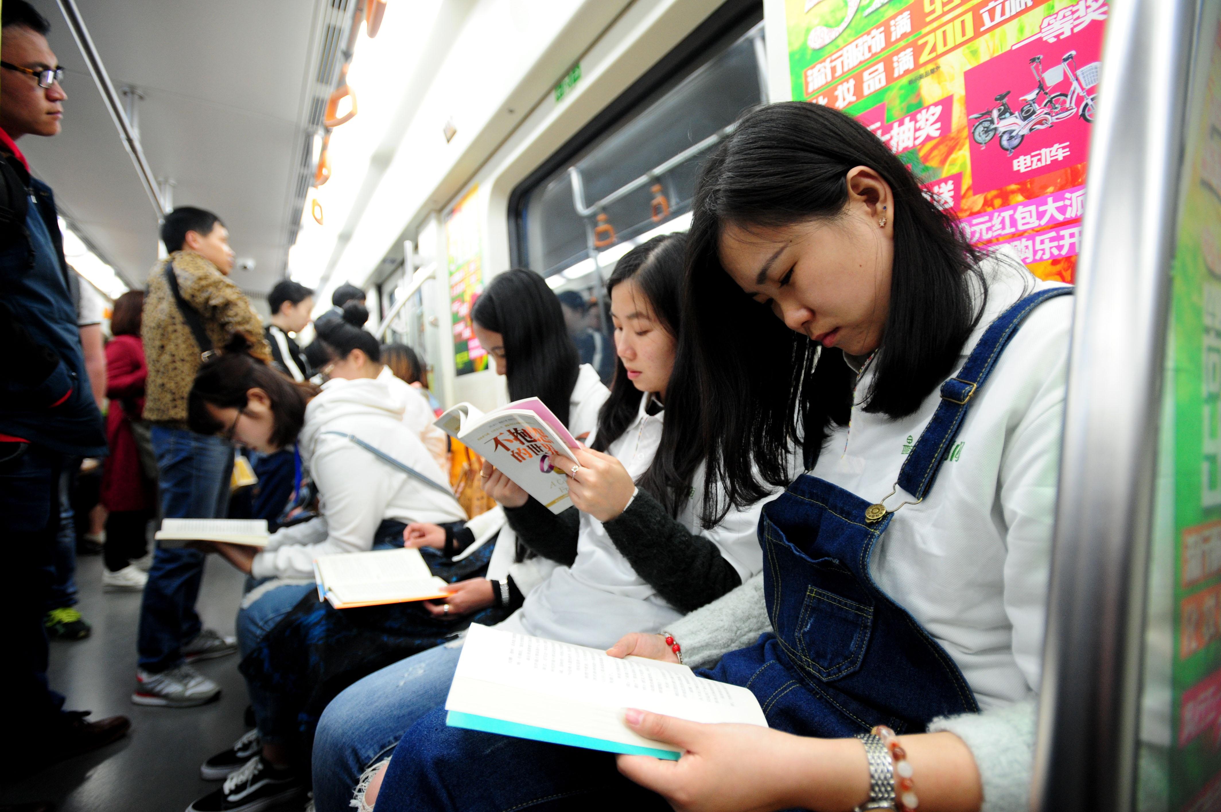 “中美博弈，最关键因素是——”-美国富裕阶层的数量有多少