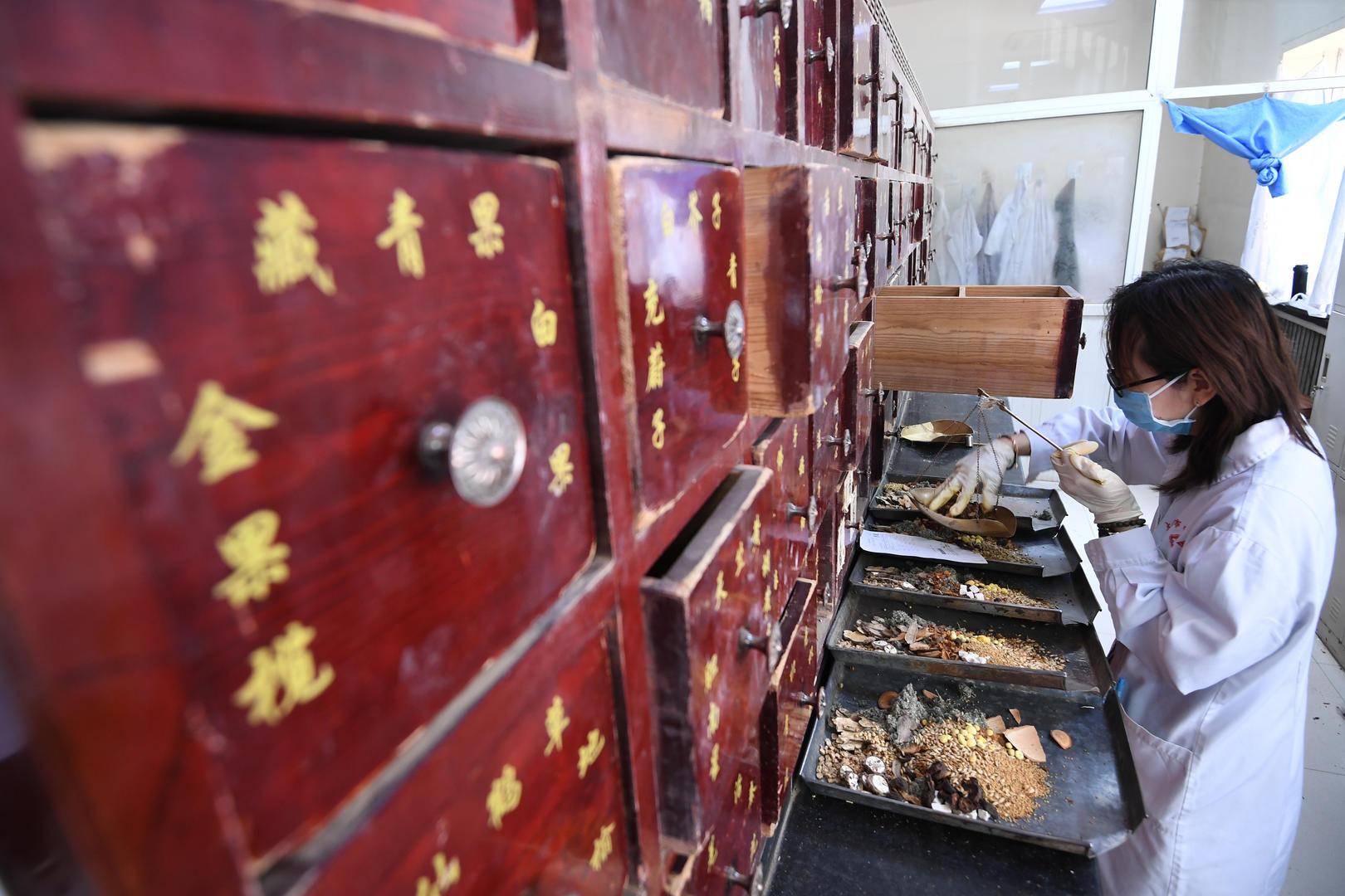 “300多个常用药材有200个在涨”，中药材反季狂飙，专家建议以反垄断法立案调查万点资讯股票专家官方下载【前列康】
