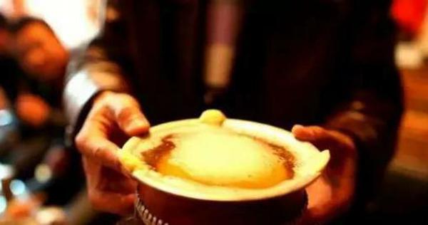 敬酒歌歌词，彝族敬酒歌歌词（藏区的劝酒歌文化）