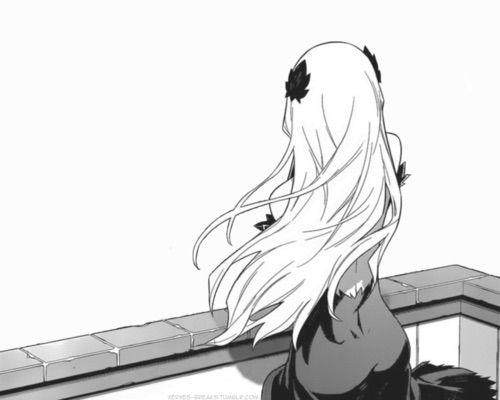 女朋友哭了怎么办，女朋友在街上哭闹应该怎么办（当女朋友在你面前哭）