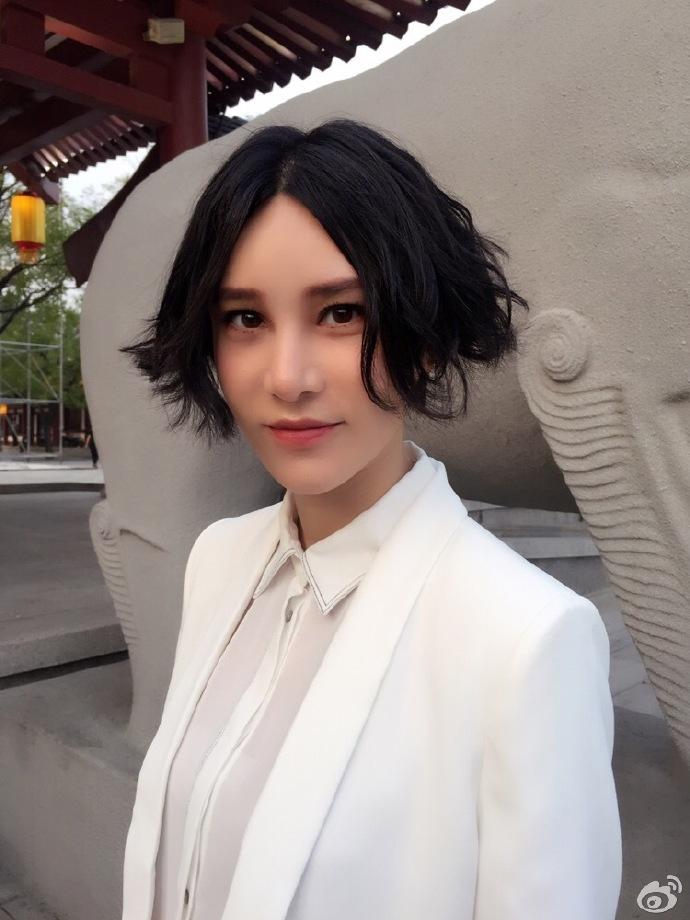 尚雯婕整容前后照片，超女整容死亡（号称没整容的尚雯婕却把人吓毁了）