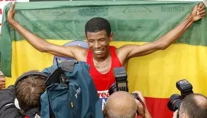 步幅怎么算，什么叫步幅（如何找到最适合自己的步频和步幅）