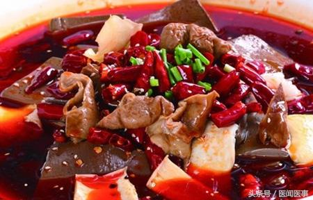 怎样才能辨别猪血是不是用血粉做的，怎样才能辨别猪血是不是用血粉做的呢（猪血如果不是蓬松的，请别吃）