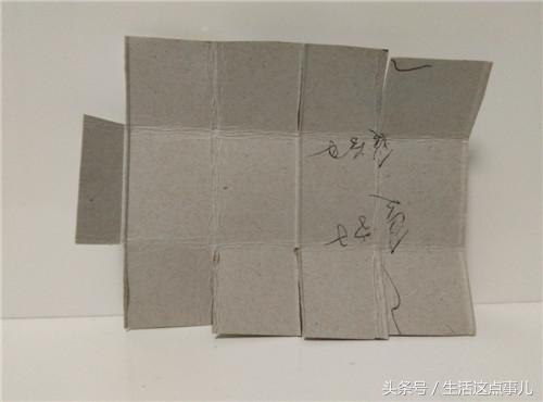 手工制作小台历步骤，自制小台历手工（旧台历改造成孩子的益智玩具）