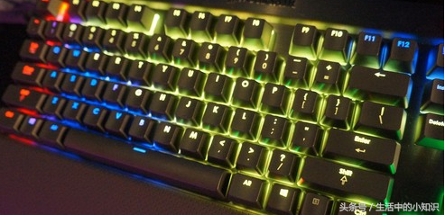达尔优机械键盘怎么调灯光，达尔优机械键盘怎么调灯光视频（机械键盘怎么变光）