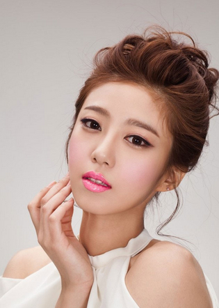 属狗多少岁，1934年属狗多少岁（十二生肖一生中最有福气的年龄以及劫难分别会在几岁）