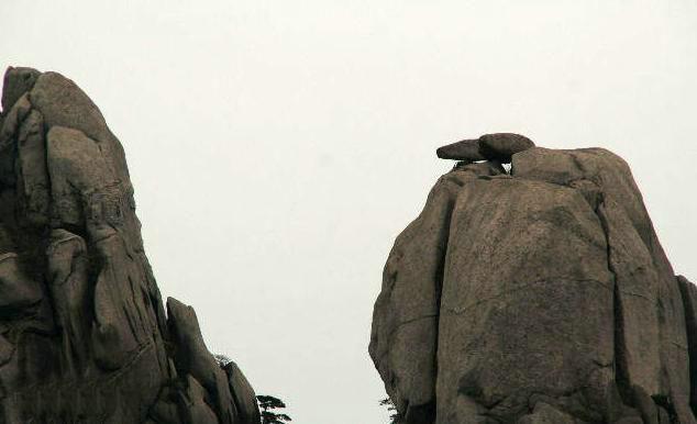 黄山奇石资料，黄山奇石资料200字（黄山的这些怪石头，你认得几块）