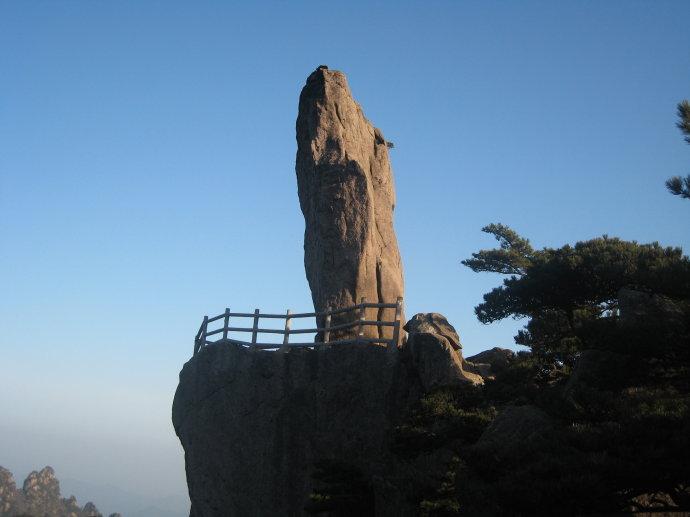 黄山奇石资料,黄山奇石资料200字(黄山的这些怪石头,你认得几块)