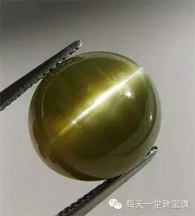 猫眼石是什么材质，合成猫眼石是什么材质（用买水晶的价格买到了猫眼石）