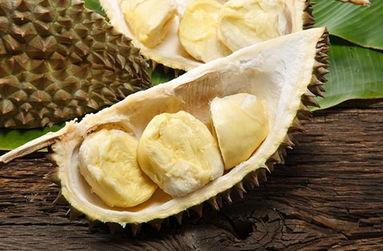 吃榴莲的危害，吃榴莲的坏处（榴莲吃多危害健康）