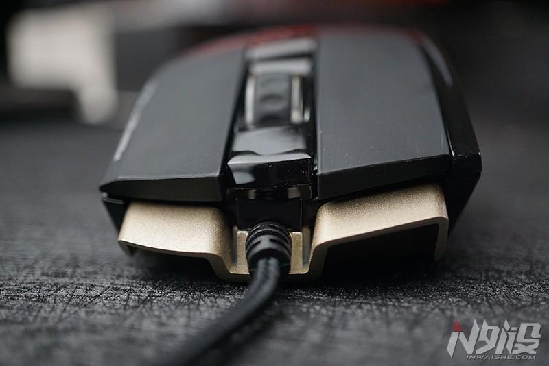 森松尼鼠标s-m11拆解教程，森松尼S-M11游戏鼠标拆解评测