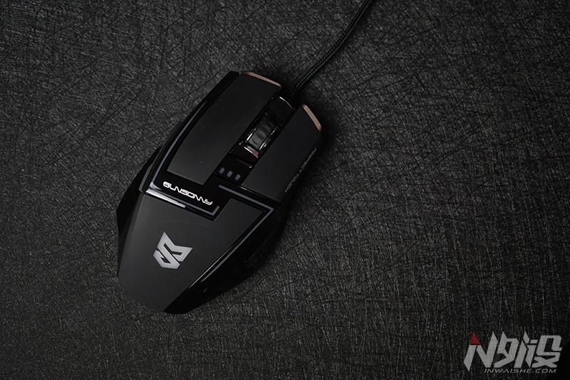 森松尼鼠标s-m11拆解教程，森松尼S-M11游戏鼠标拆解评测