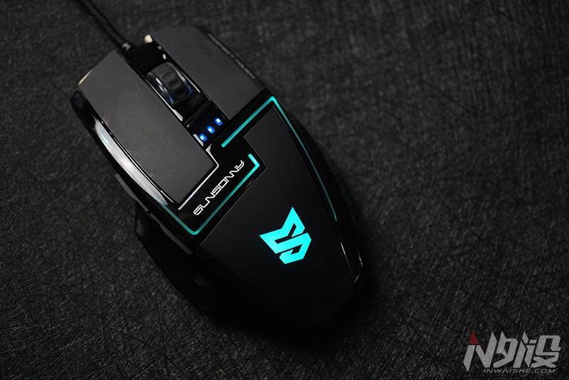 森松尼鼠标s-m11拆解教程，森松尼S-M11游戏鼠标拆解评测