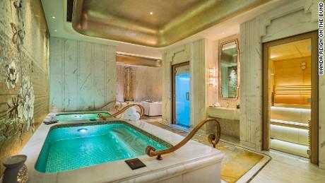 七星级米其林餐厅，尽显奢华的上海万达瑞华酒店