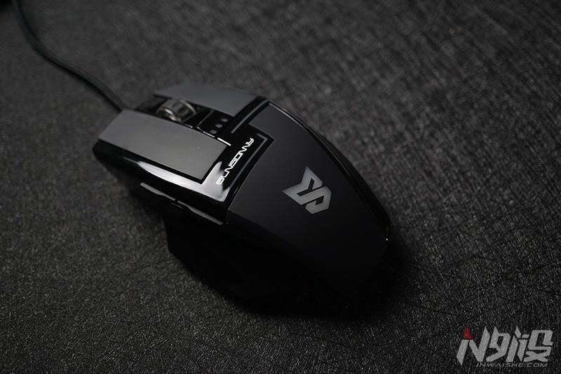 森松尼鼠标s-m11拆解教程，森松尼S-M11游戏鼠标拆解评测