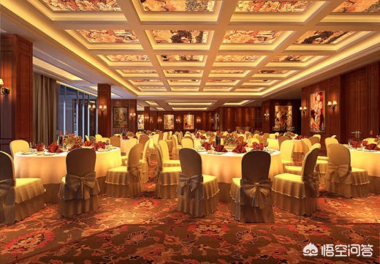 大学毕业4年了，一直在接触餐饮行业，现想创业，对此你有什么建议？