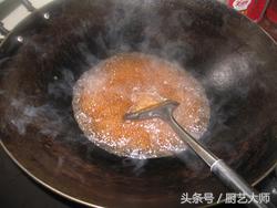 亮油是什么，指甲油的底油和亮油是什么（它的原理是什么及4种芡汁用法）