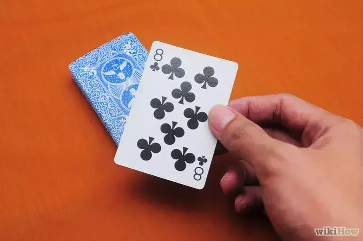 一学就会的纸牌魔术：变四张A，一学就会的纸牌魔术（一分钟教会你经典的扑克魔术）