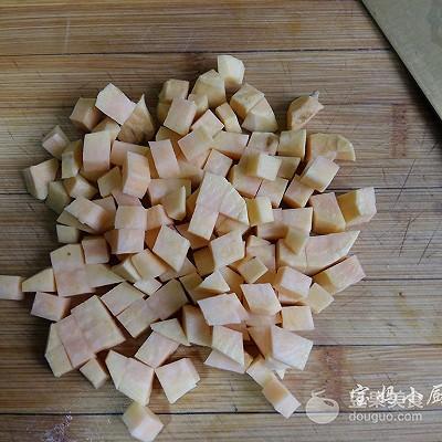 如何用豆浆机做米糊，分享4种豆浆机版米糊的做法（红薯小米糊的做法）