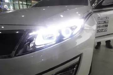 天艳坊e7lai，七聊语音聊天室（卤素、氙气、LED、激光）