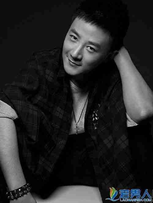 封神英雄榜中的小哪吒是谁扮演的，封神榜里的小哪吒谁演的（张倬闻出演《新还珠格格》小卓子人气大增）