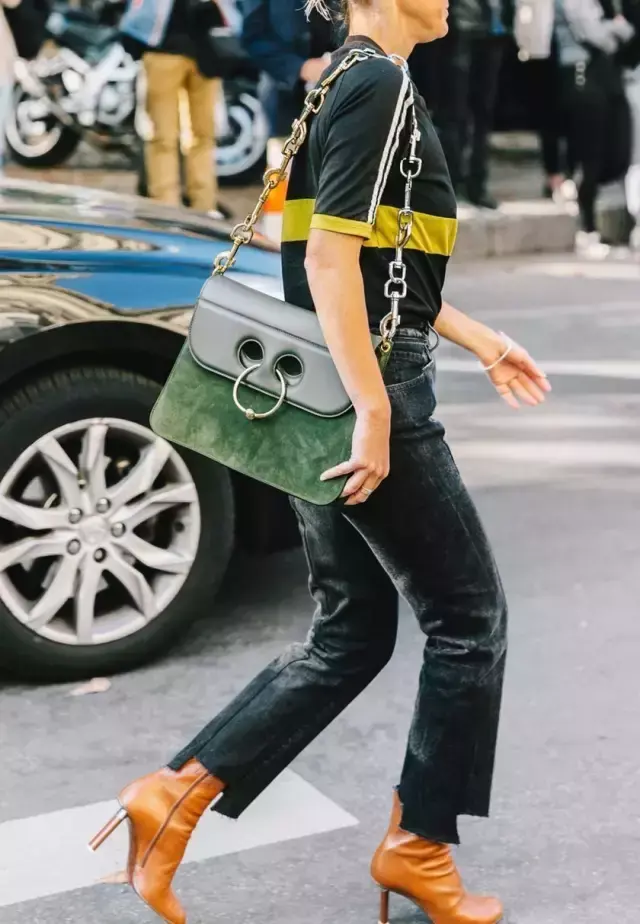 小象钱包打联系人吗，小象钱包打款到哪里（这些包包界的“当红炸子鸡”）