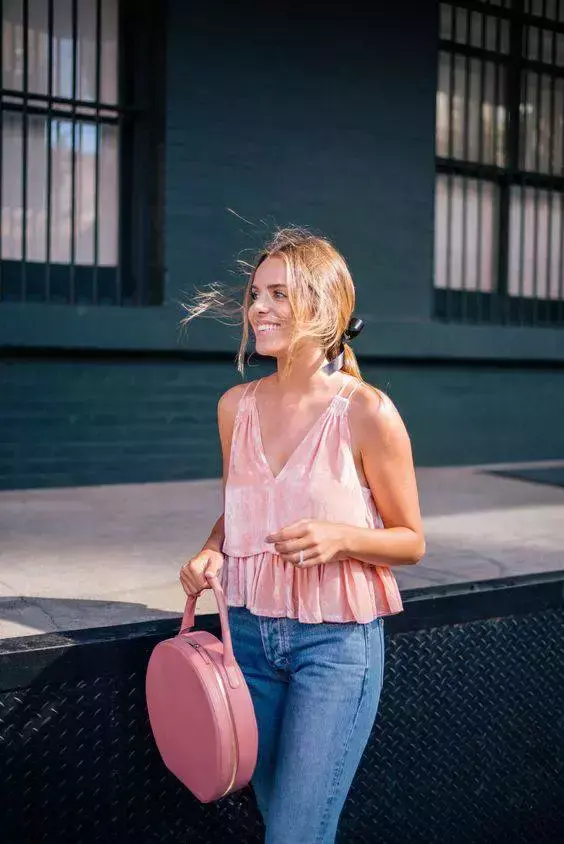 小象钱包打联系人吗，小象钱包打款到哪里（这些包包界的“当红炸子鸡”）