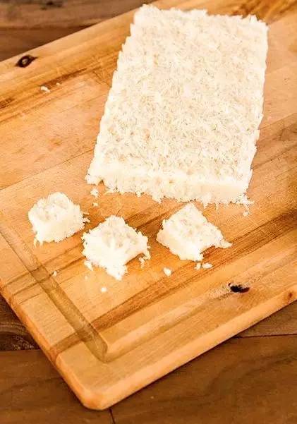 拉丝的是奶酪还是芝士，拉丝的是芝士还是奶酪（终极区分超市常见的芝士种类）