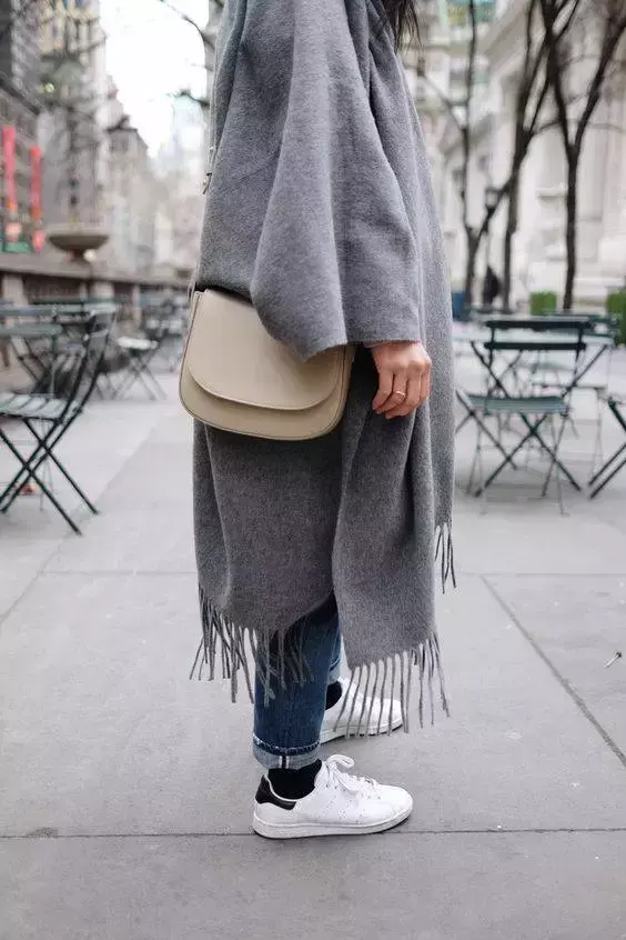 小象钱包打联系人吗，小象钱包打款到哪里（这些包包界的“当红炸子鸡”）