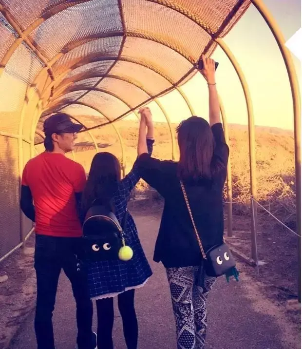 小象钱包打联系人吗，小象钱包打款到哪里（这些包包界的“当红炸子鸡”）