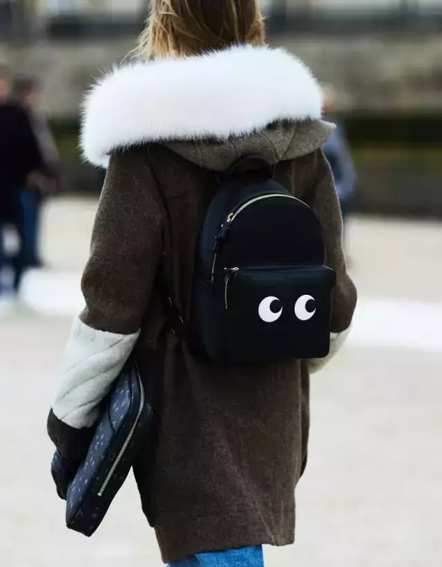 小象钱包打联系人吗，小象钱包打款到哪里（这些包包界的“当红炸子鸡”）