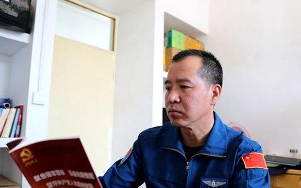 转隶是什么意思，人员转隶是什么意思（说说普通军人那些事儿）