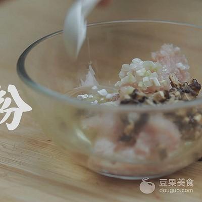 炖猪心汤的做法，炖猪心汤的做法和功效（猪心汤——汤店的做法）