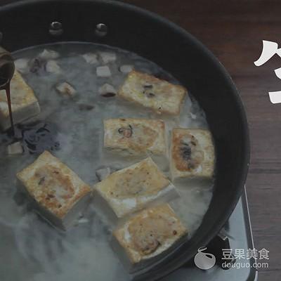 炖猪心汤的做法，炖猪心汤的做法和功效（猪心汤——汤店的做法）